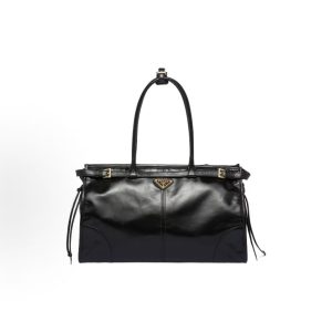 PRADA Bonnie soft lux collection Detachable adjustable shoulder strap Enamel metal triangle logo Shoulder bag large size women's black