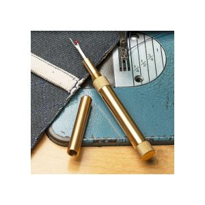 Seam Ripper with Removable Head